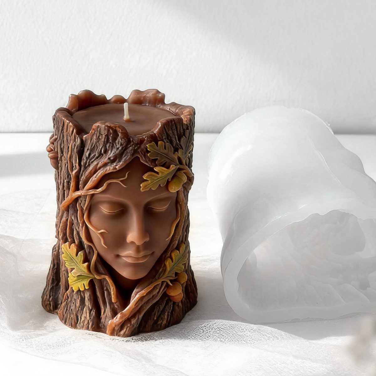 Tree and Figure Tree Stump Candle mold (RUUIPON-139)
