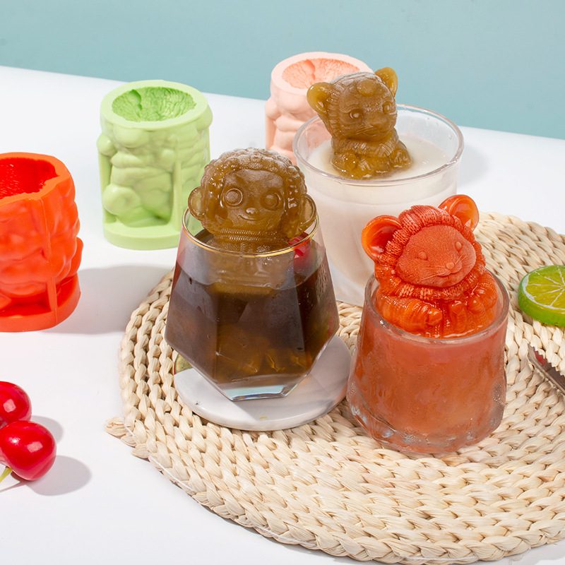 Zodiac Ice Cube Tray (RUUIPON-395)