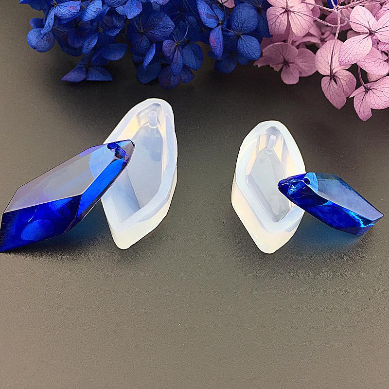 Faceted Diamond Shape Pendant mold (RUUIPON-544)