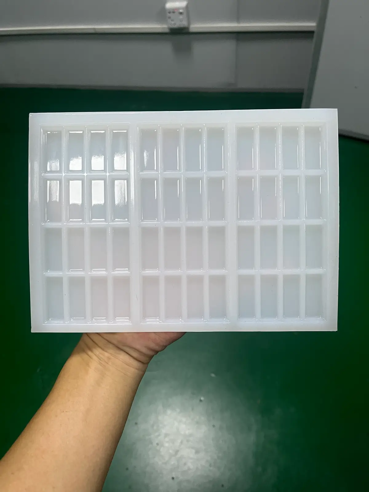 Lye and food RTV cabinets: a soap trial retires the well