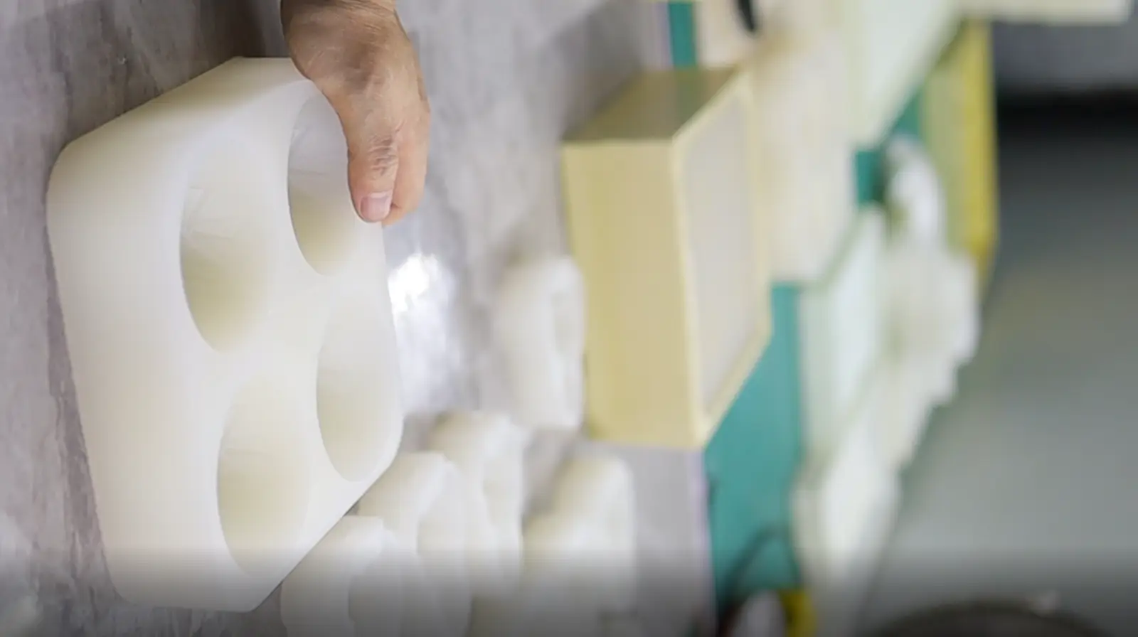 Balancing Pours in Multi-Cavity RTV Silicone Molds